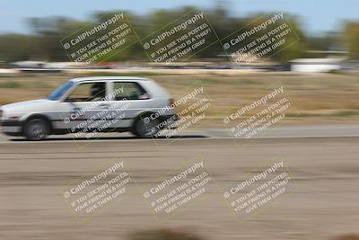 media/Oct-04-2025-OnGrid (Sat) [[44bd565ffa]]/Green Group/Grapevine/